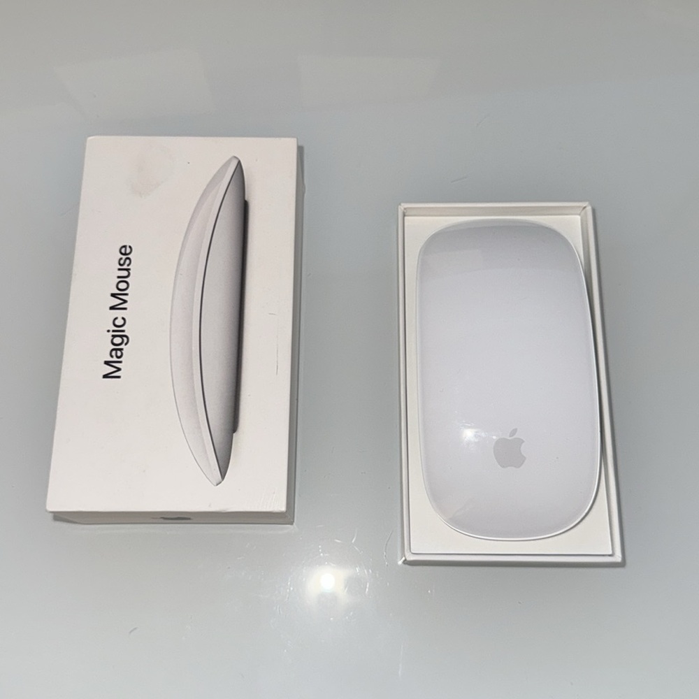Apple Magic Mouse 2